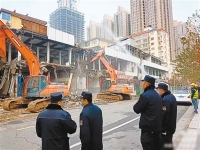 莲湖区高质量完成全年拆违治理任务