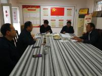 区亲商助企办走访德懋恭食品商店